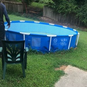 Intex pool